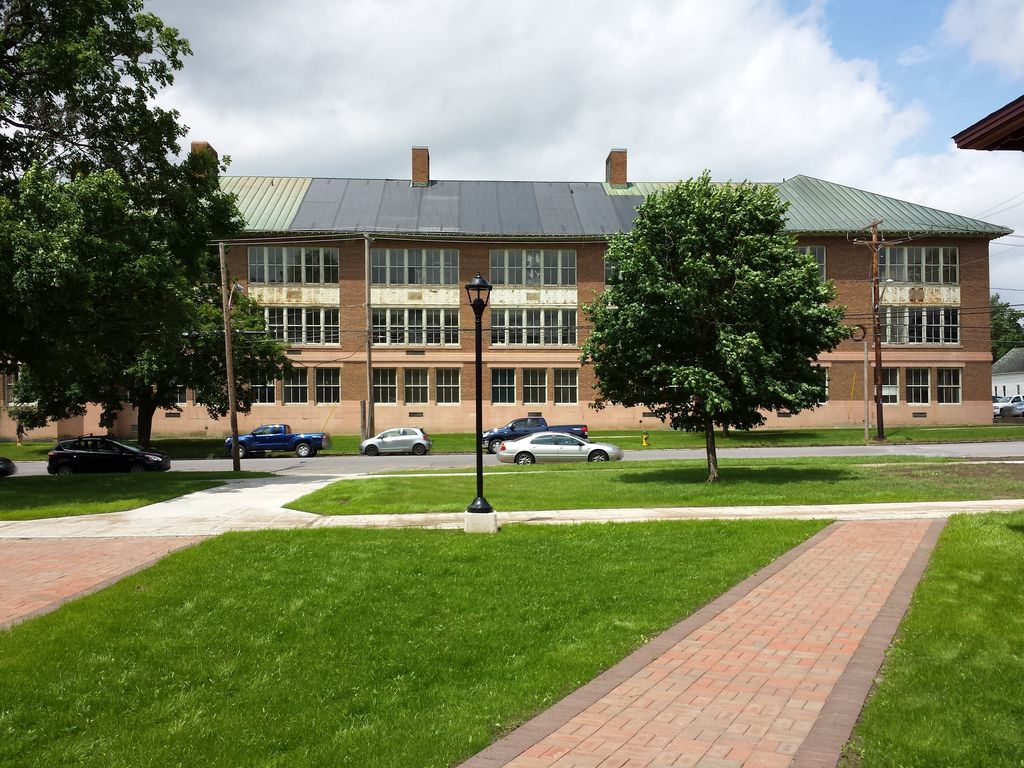 Old Main, a photo of the site