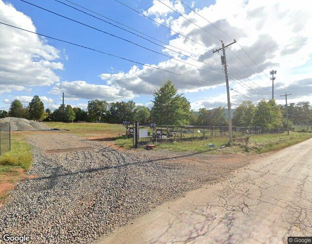 Amazon IAD-205/307/317/612 (Dean Drive / Technology Drive), a photo of the site