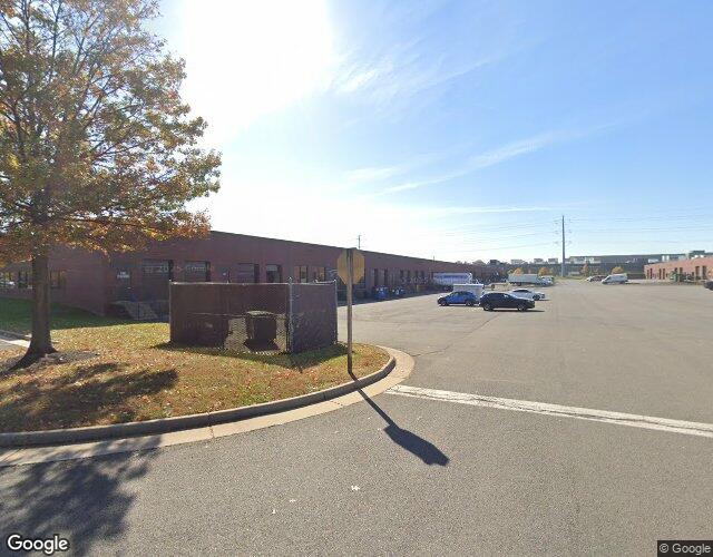 Amazon IAD-215 (Gigabit Plaza), a photo of the site
