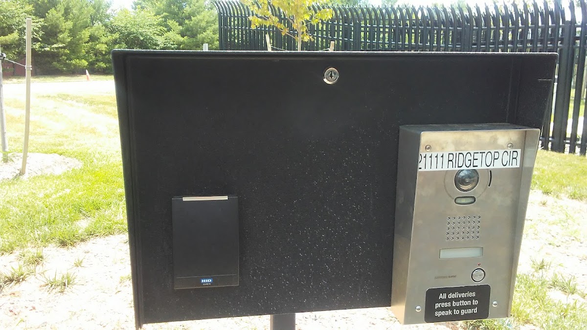 Amazon Web Services IAD117, a photo of the site