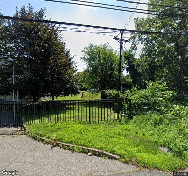 BT Radianz: 492 River Road, a photo of the site