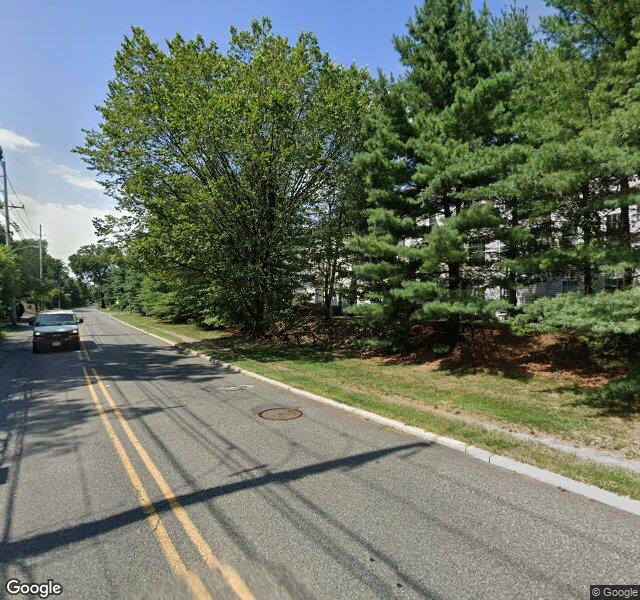 BT Radianz: 492 River Road, a photo of the site